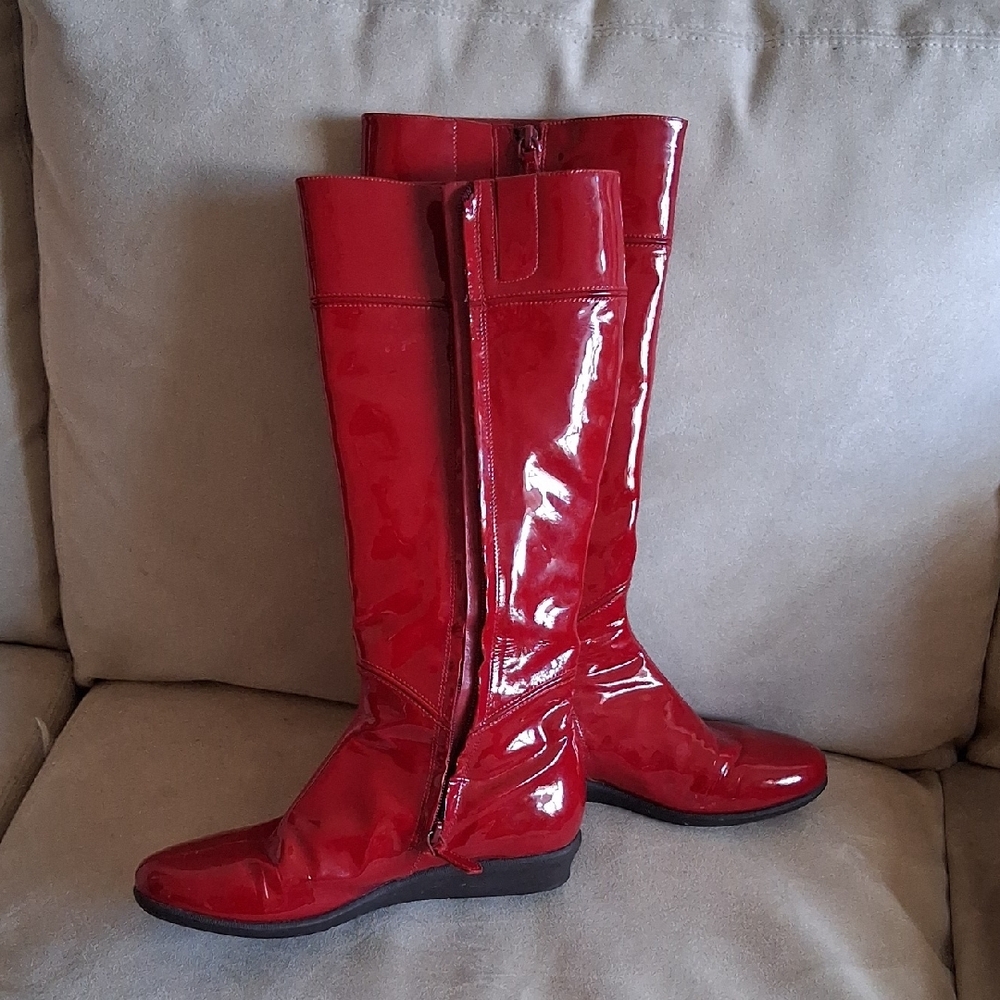 Cole Haan Shiny Red Patent Leather Knee High Boots w Zip Nike Air Waterproof 8.5 - Picture 2 of 4